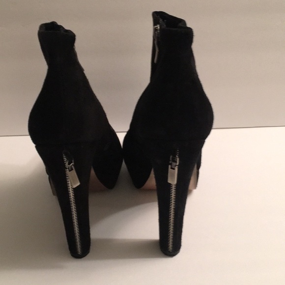 BCBG platform boots - Picture 2 of 6